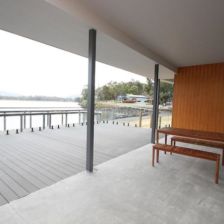 Waterfront Apartments Devonport Extérieur photo