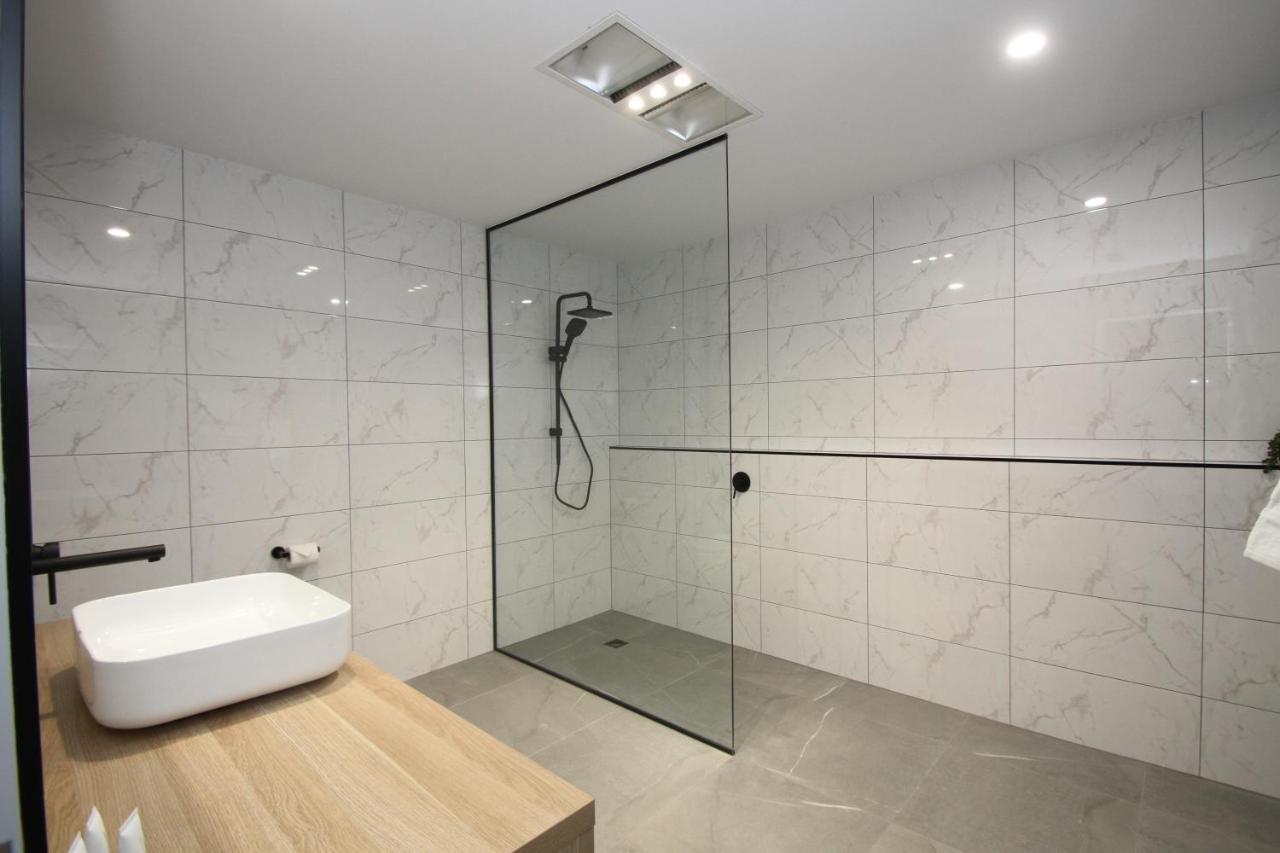 Waterfront Apartments Devonport Extérieur photo