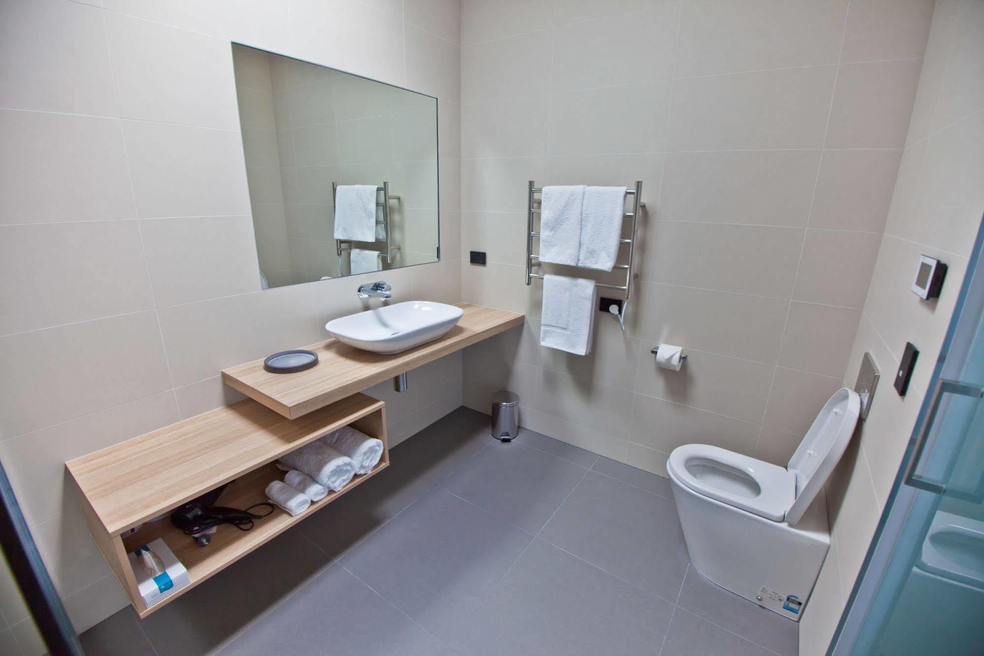 Waterfront Apartments Devonport Extérieur photo