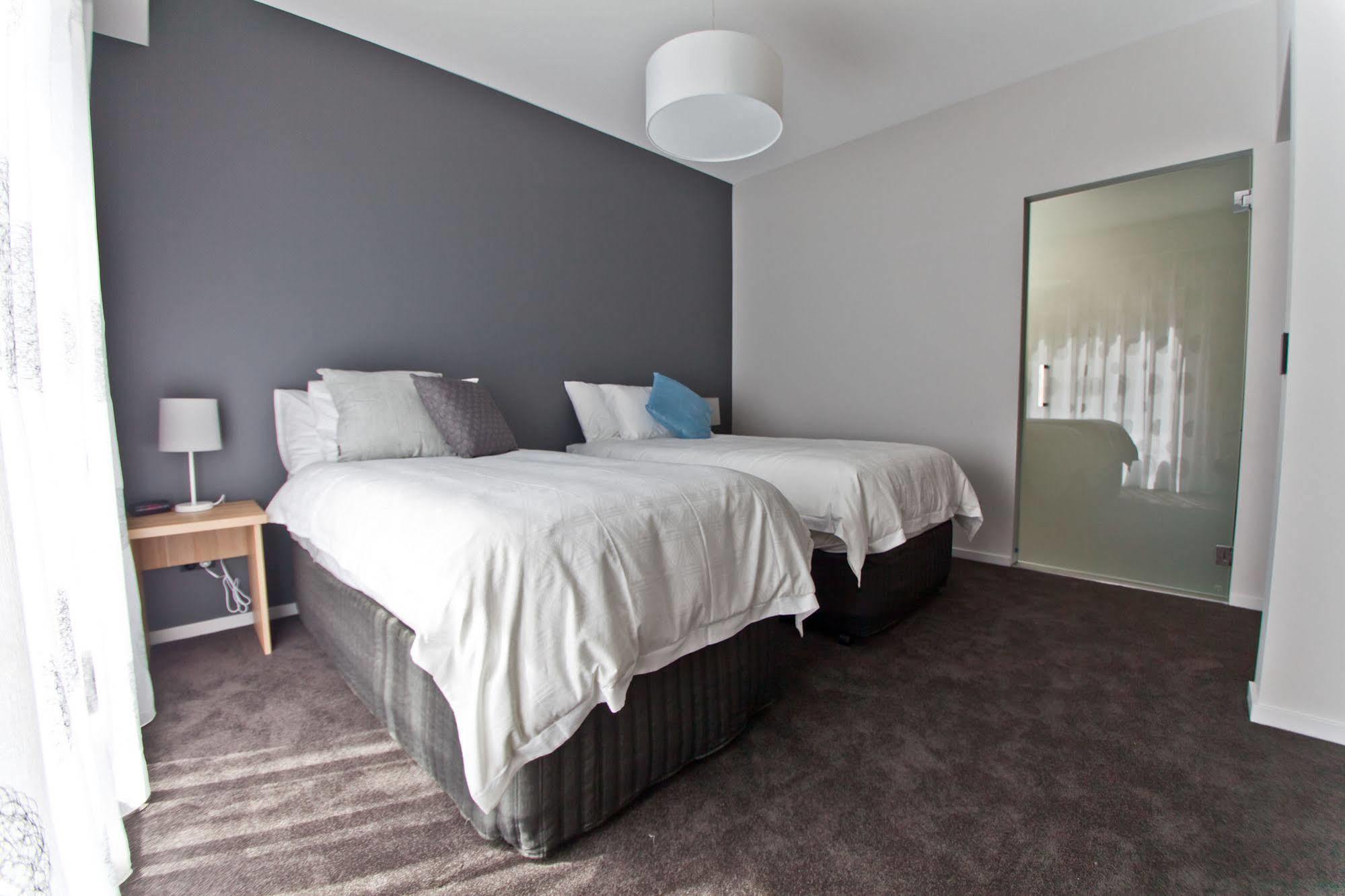 Waterfront Apartments Devonport Extérieur photo