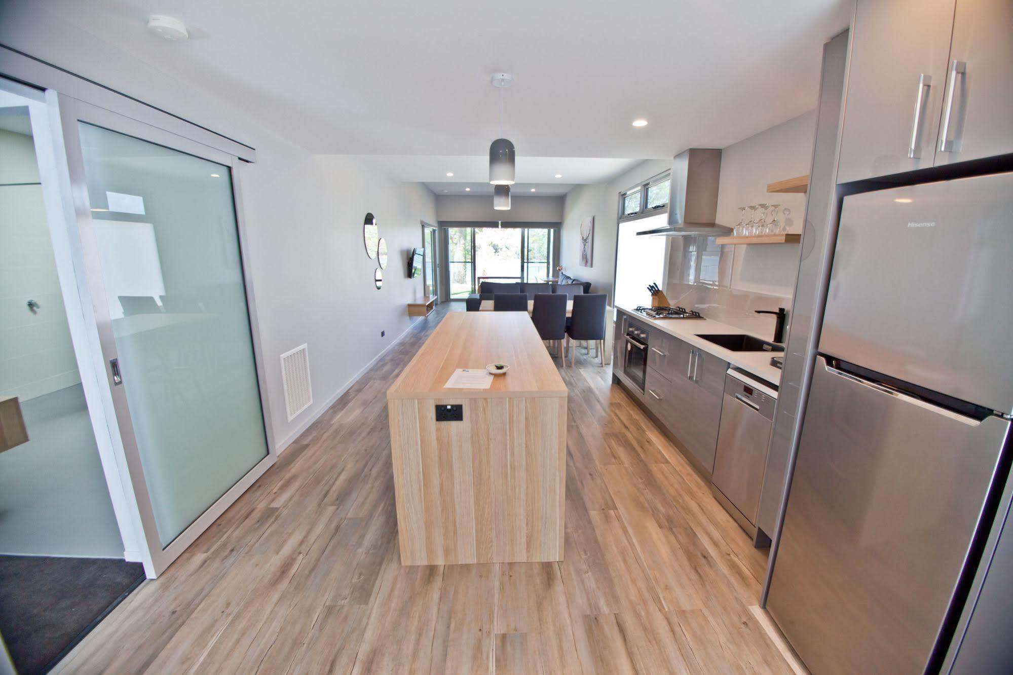 Waterfront Apartments Devonport Extérieur photo